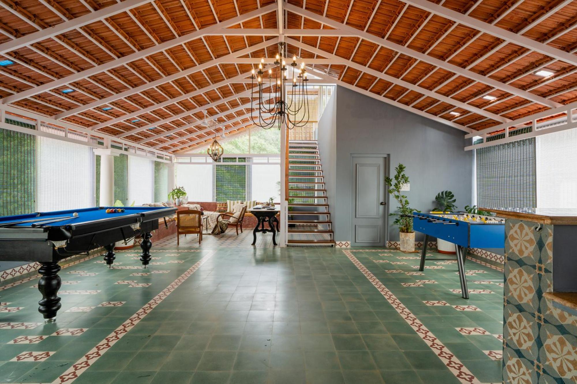 Elivaas 5 Bhk With Pvt Pool, Entertainment Room & Glass House - Bludoor Marmagao Экстерьер фото